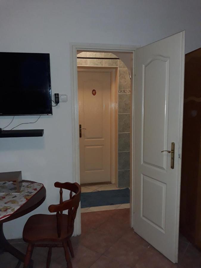 Flamingo Apartman โชพรอน ภายนอก รูปภาพ